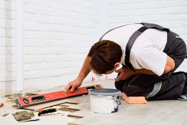 Electrical Services 4 imgi_37_builder-checks-q.jpg